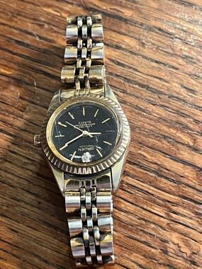 Garden Precision Gold-Tone Women's Quartz Watch - Black Dial new battery